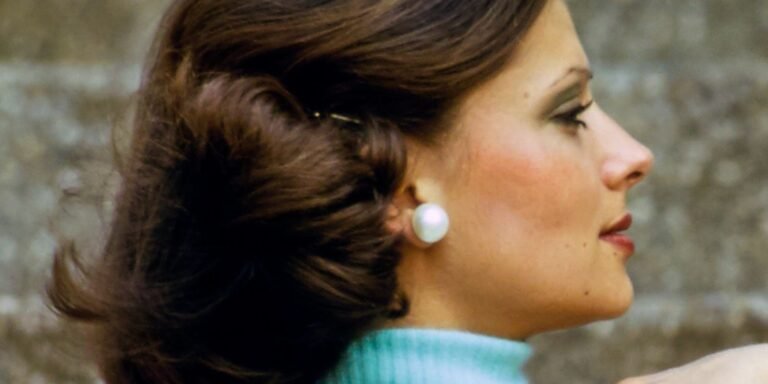 062625-pearl-earrings-soc-f9e18dbc178c40d0a189da88c7e21a4f.jpg