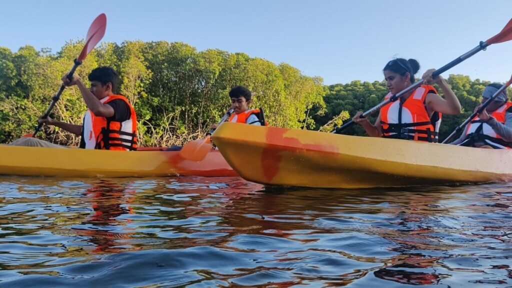 15_mn20Kayaking202.jpg