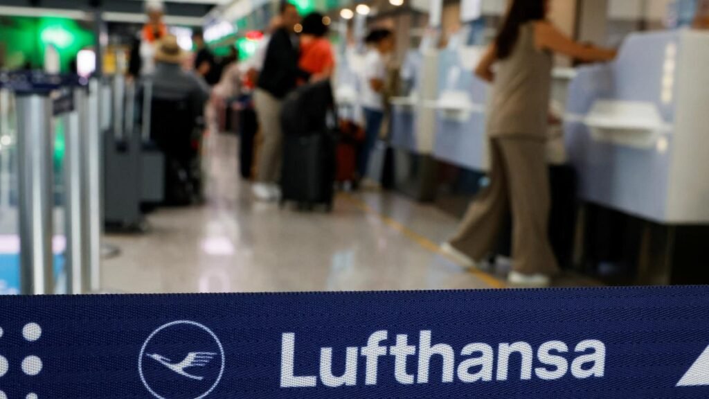 2024-10-11T040252Z_592964953_RC296AA5T67B_RTRMADP_3_LUFTHANSA-ITA-AIRWAYS-AIRPORT.JPG
