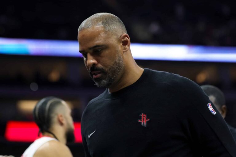 2024-12-04T055400Z_2076962962_MT1USATODAY24905139_RTRMADP_3_NBA-HOUSTON-ROCKETS-AT-SACRAMENTO-KINGS.jpeg