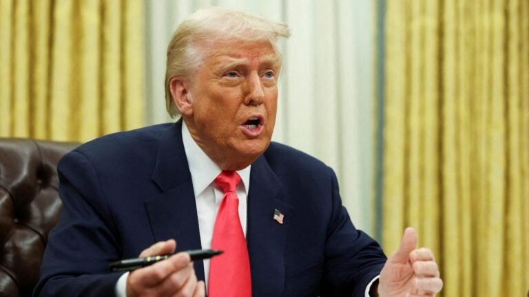 2025-03-06T214601Z_1682306503_RC2V7DA8UDKC_RTRMADP_3_USA-TRUMP-TARIFFS.JPG