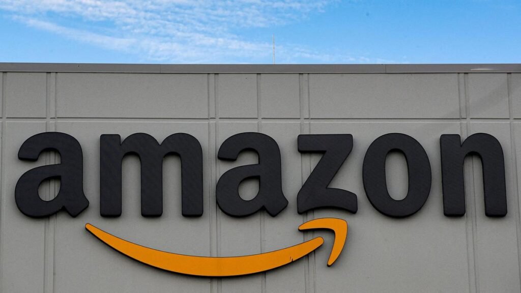 2025-04-09T142601Z_1632769389_RC2DUDA3GU3K_RTRMADP_3_AMAZON-COM-WAREHOUSES.JPG