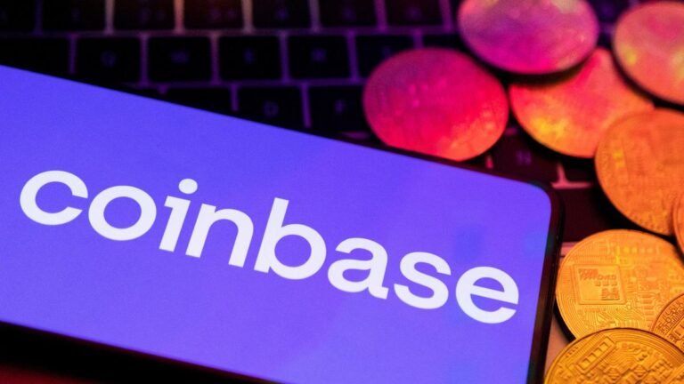 2025-06-17T141006Z_969860273_RC29F1ATSMKG_RTRMADP_3_FINTECH-CRYPTO-COINBASE.JPG
