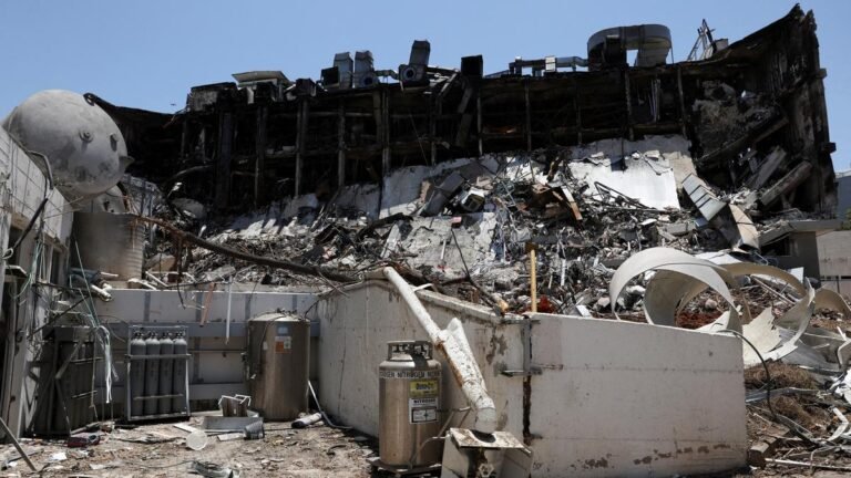 2025-06-19T145534Z_89215026_RC2N5FAGXV5V_RTRMADP_3_IRAN-NUCLEAR-WEIZMANN-DAMAGE.JPG