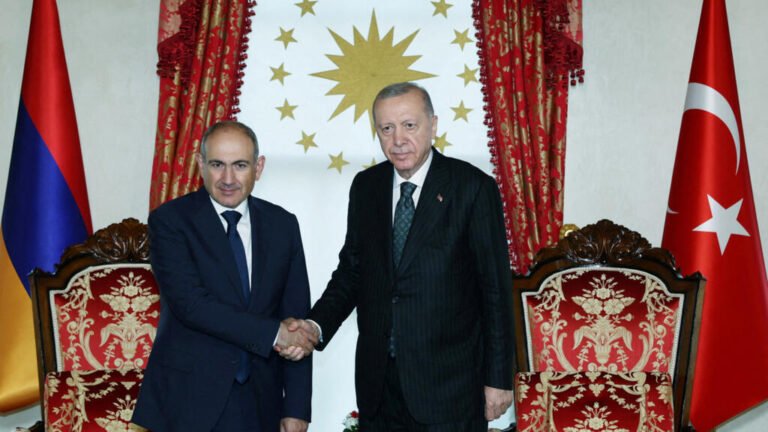 2025-06-20T164136Z-1366566518-RC2G6FAWAT2P-RTRMADP-3-TURKEY-ARMENIA.jpg