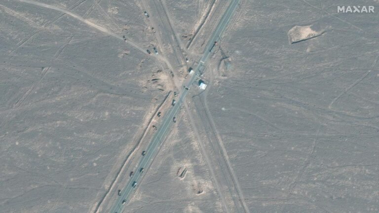 2025-06-22T042728Z_385140154_RC2A6FAOABA4_RTRMADP_3_IRAN-NUCLEAR.JPG