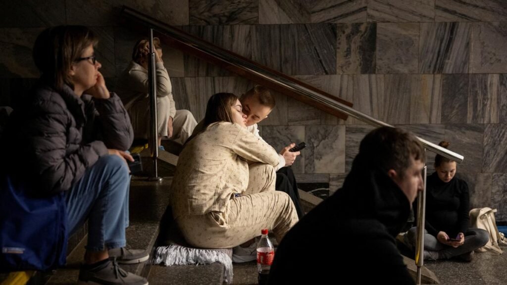 2025-06-23T024434Z_98893240_RC208FA13NYU_RTRMADP_3_UKRAINE-CRISIS-ATTACK-KYIV.JPG
