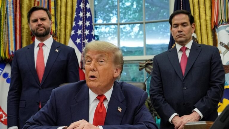 2025-06-27T201620Z_769371899_RC28BFAAFU6P_RTRMADP_3_USA-TRUMP.JPG
