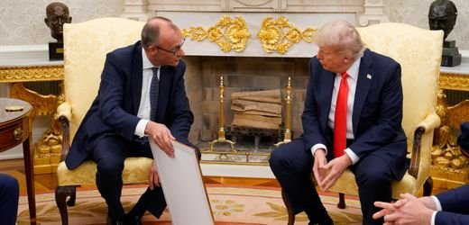 3bde1826-05d7-444c-b71c-2280e57be2e7_w520_r2.08_fpx49.34_fpy50.jpg