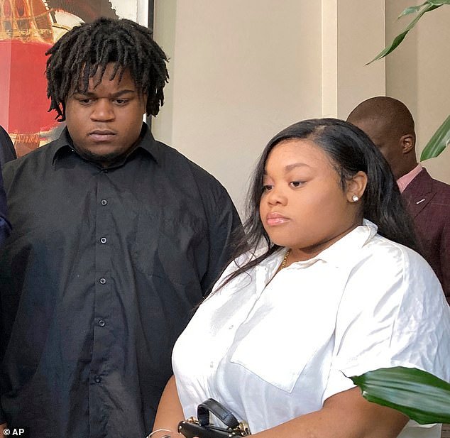 75403943-14835205-Jessica_Ross_and_Treveon_Isaiah_Taylor_Sr_pictured_were_awarded_-a-1_1750546846583.jpeg