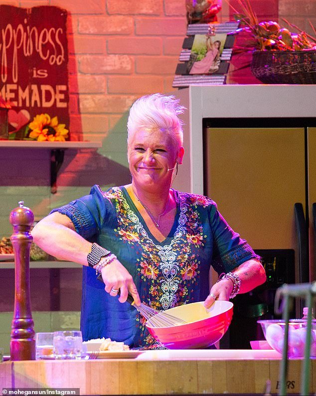 99595995-14834717-Anne_Burrell_had_a_zest_for_life_that_endeared_her_to_Food_Netwo-a-38_175052602200.jpeg