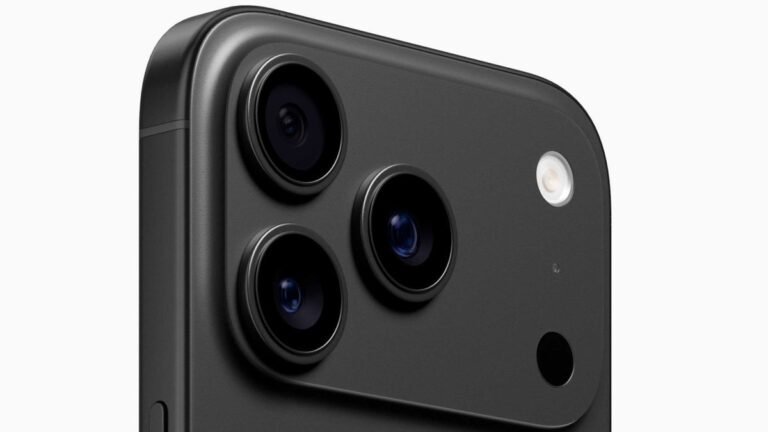 A-fresh-new-round-of-iPhone-17-series-dummy-unit-leaks-give-us-a-better-look-at-the-new-designs.jpg