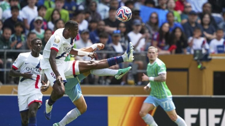APTOPIX_CWC_Seattle_Sounders_PSG_Soccer_27222.jpg