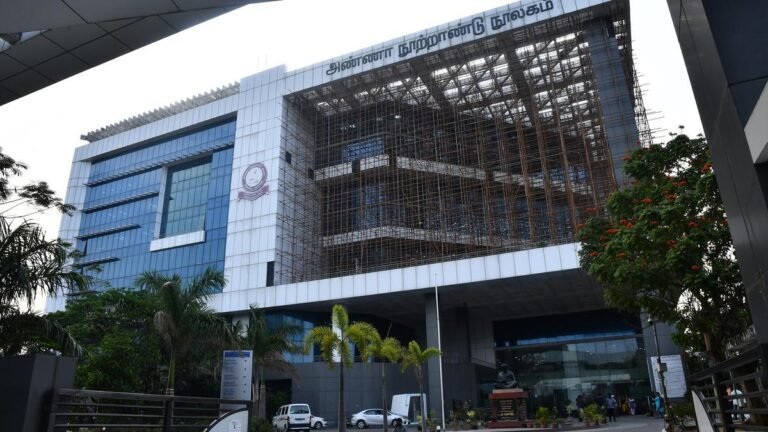 Anna_Centenary_Library_02.jpg