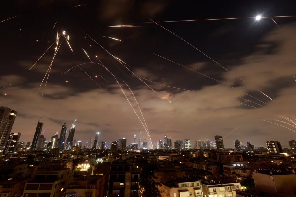 BESTPIX-ISRAEL-IRAN-CONFLICT-MISSILES-bt1sfk9z.jpeg