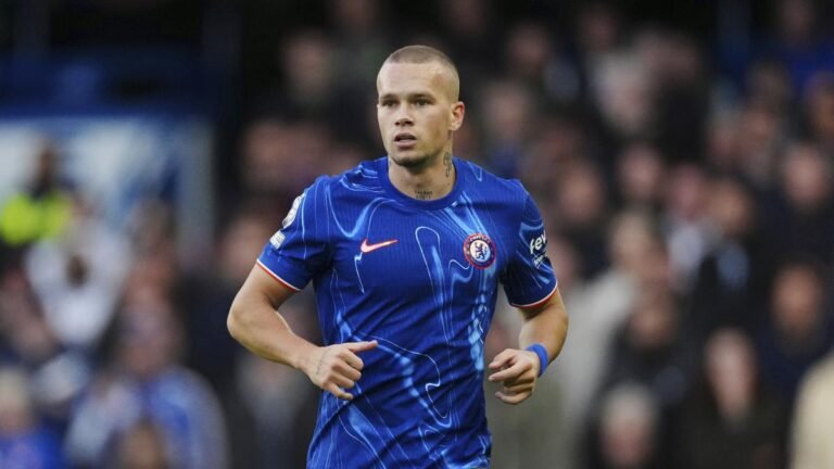 Chelsea_Mudryk_Soccer_61676.jpg