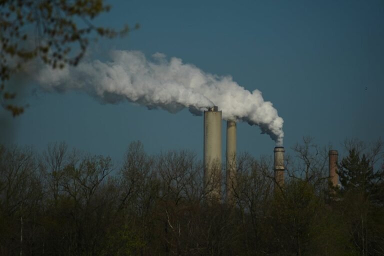 Climate_Three_Years_Left_43759.jpg