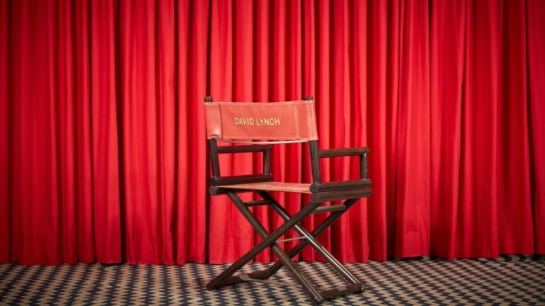 David-Lynch-directors-chair-4600604.002.jpg