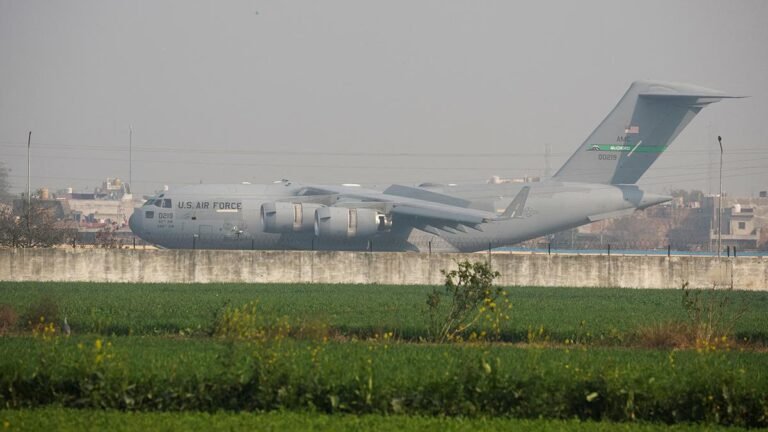 IMG_U.S._military_plane__2_1_HTE0FVGO.jpg