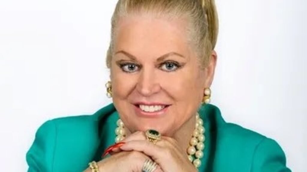 Kim_Woodburn_1750169840468_1750169840627.jpeg