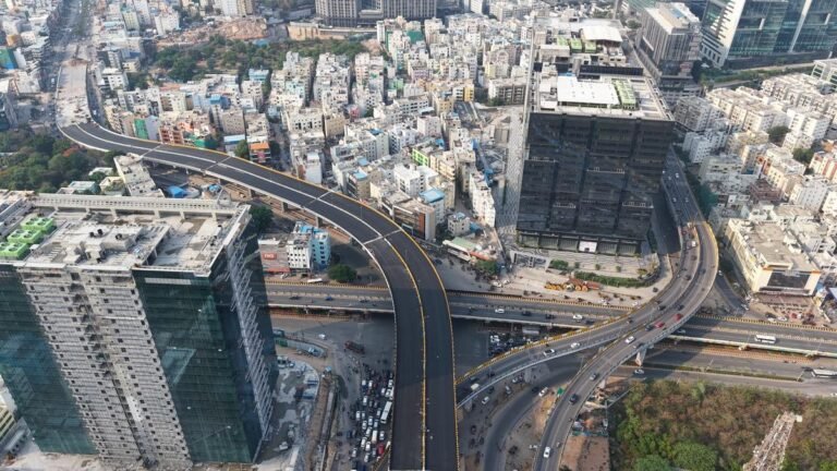 Kondapur20to20Gachibowli20flyover.jpg