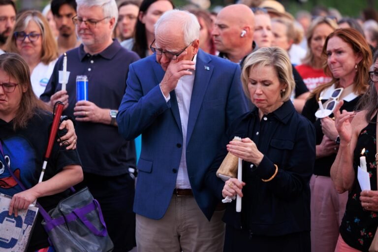 Minnesota_Lawmakers_Shot_Vigil_63275.jpg