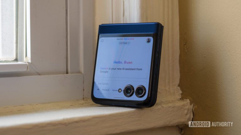 Motorola-Razr-2025-gemini-interface.jpg