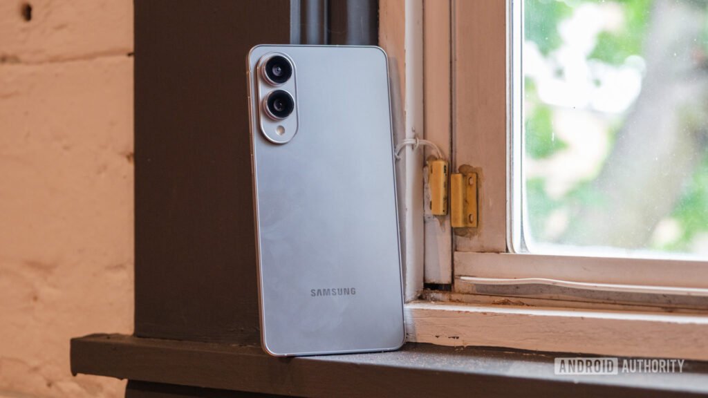 Samsung-Galaxy-S25-Edge-camera-hero.jpg