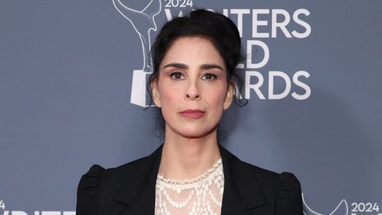 Sarah-Silverman-2148753162.jpg