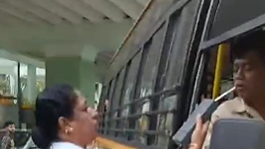 School_bus_02.jpg