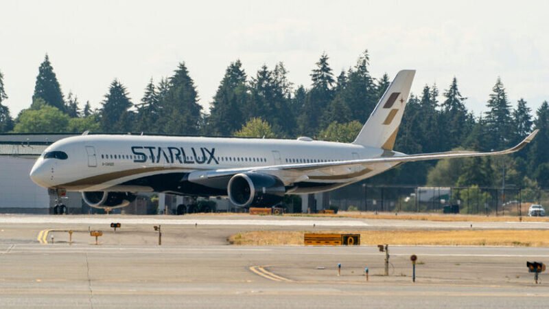 Starlux-Airlines-1-1.jpg