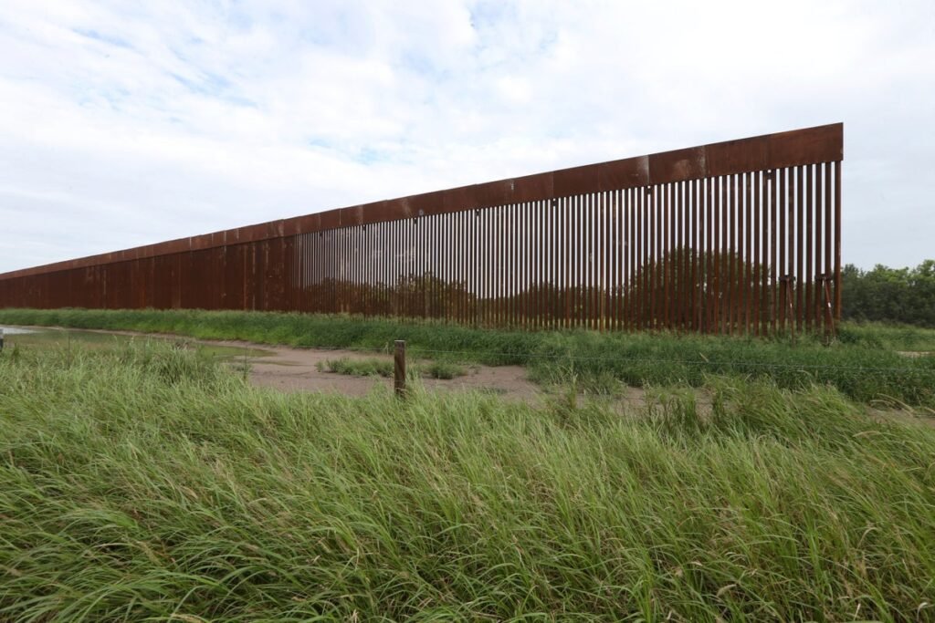 Texas_Border_Wall_12574.jpg