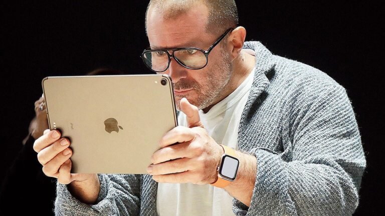 The-Thin-Phone-Fallacy-Why-Apple-and-Samsung-are-ignoring-the-only-smartphone-rule-that-matters.jpg