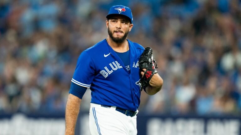 Toronto-Blue-Jays-relief-pitcher-Yimi-Garcia.jpg