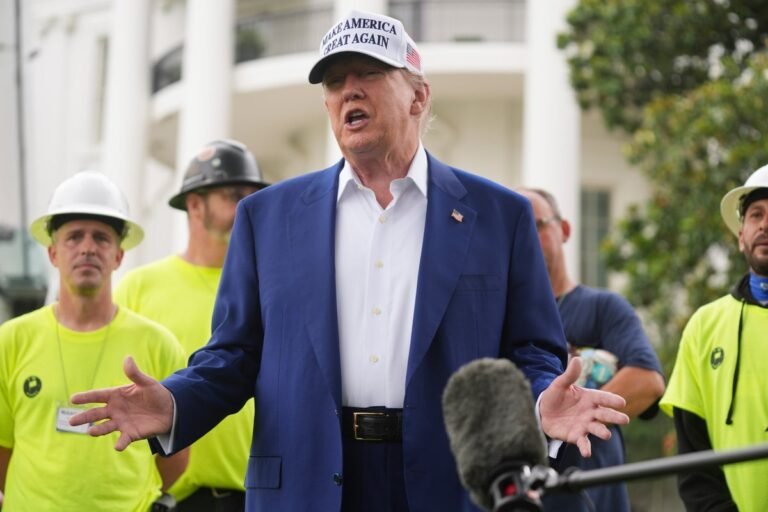 Trump-ddn2z85a.jpeg