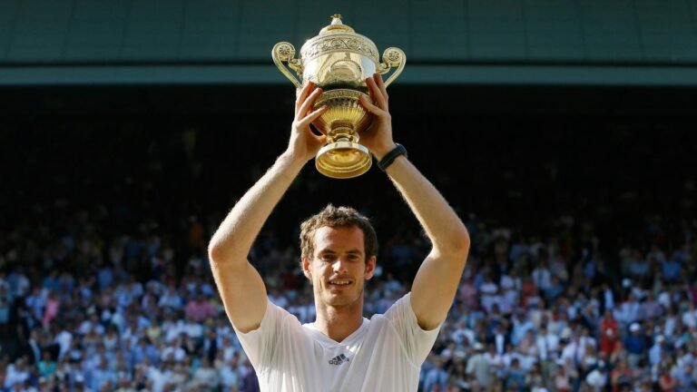 Wimbledon_Murray_Statue_25122.jpg