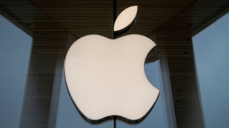 apple_reuters_1664884966974.jpg
