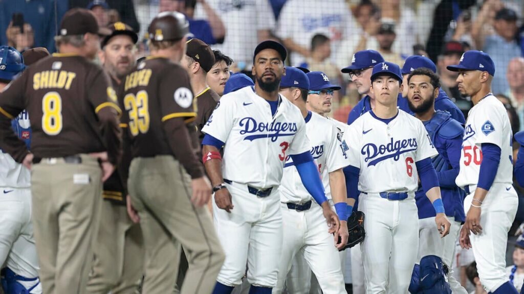dodgers-padres-benches-clear-g.jpg