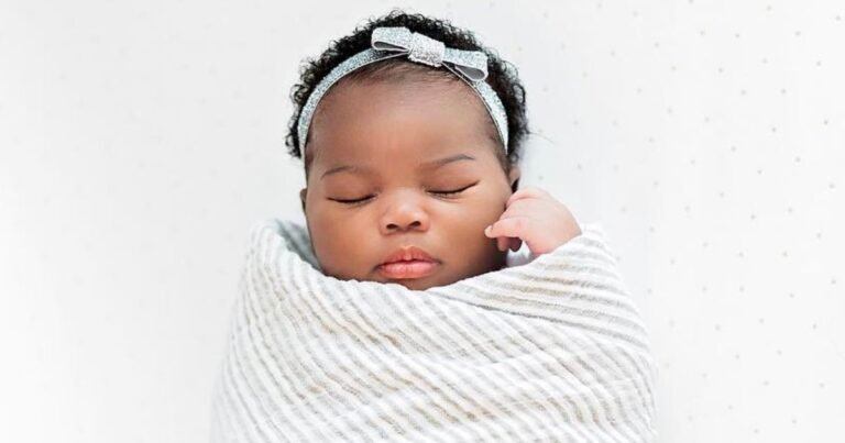 girl-names-that-start-with-e-the-everymom-social.jpg