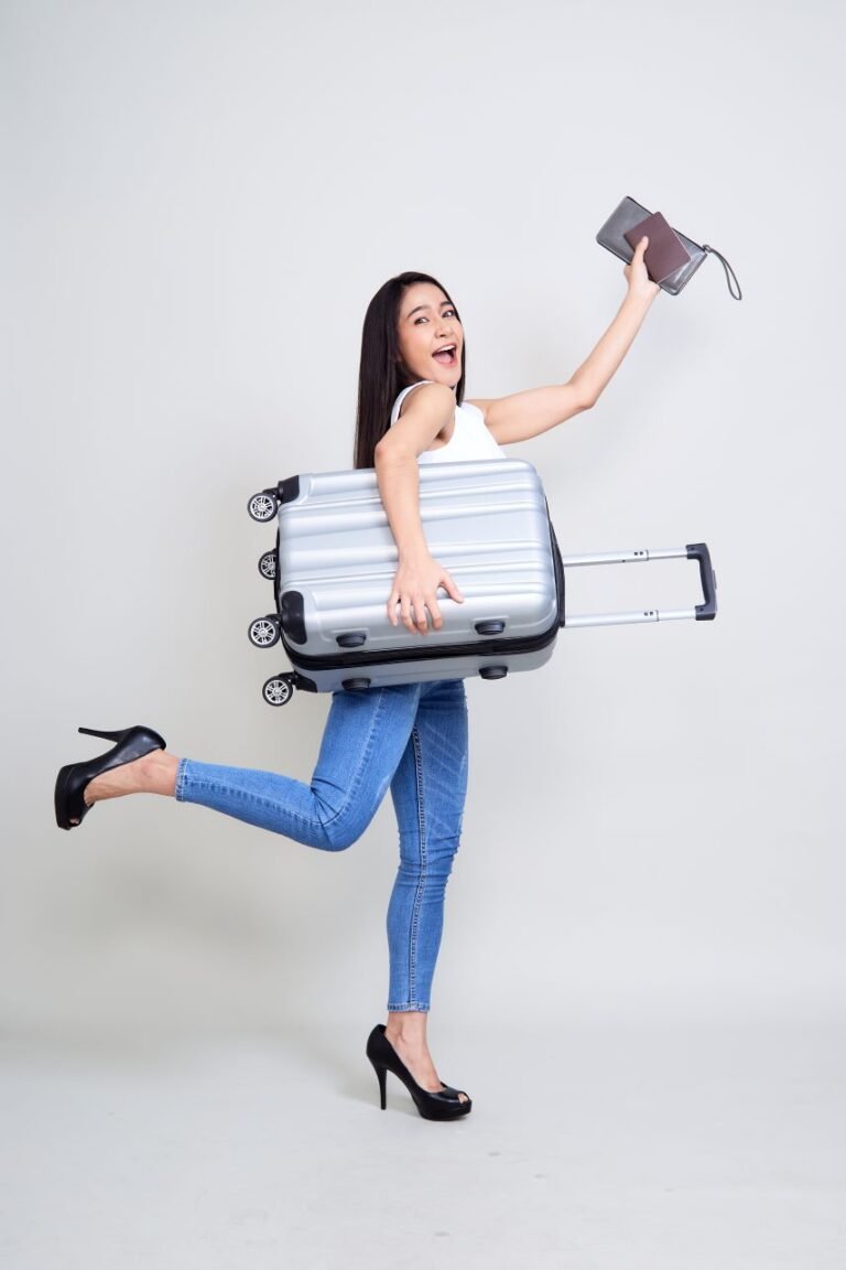 happy-young-asian-woman-travel-1.jpg