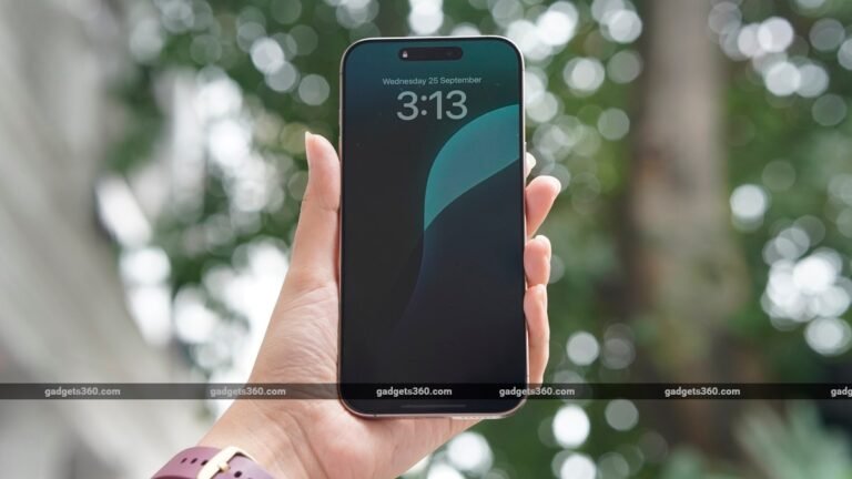 iphone-16-pro-max-review1-screen_1727891651444.jpg