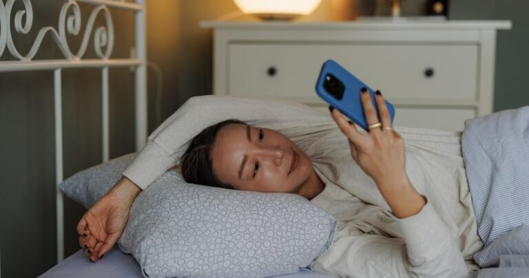 korean-woman-relaxing-in.jpg