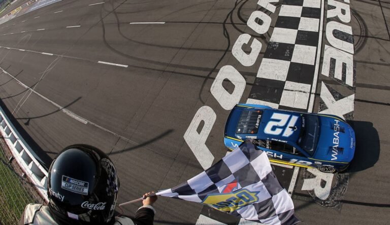 nascar-pocono-race.jpg