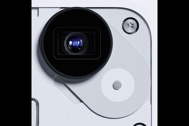 nothing_phone_3_x_1750944547083.jpg