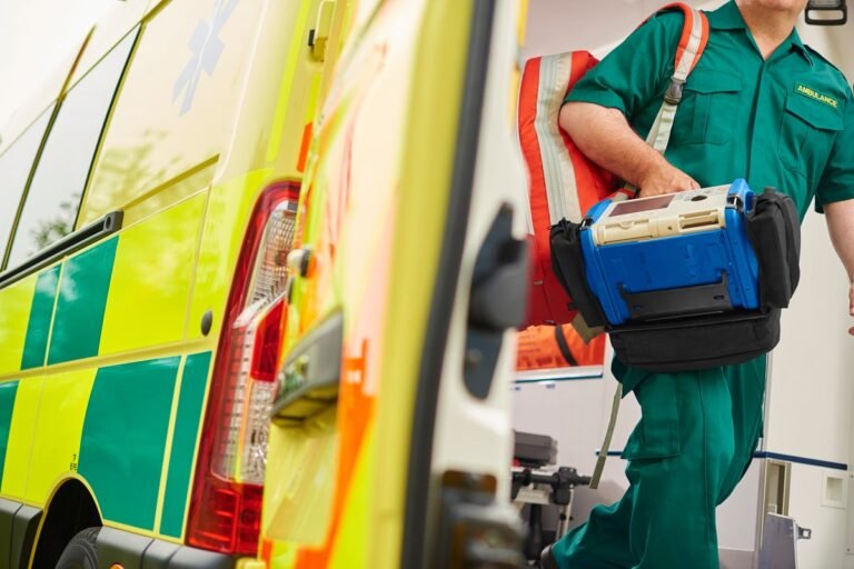 paramedic-ambulance-staff-stock.jpeg