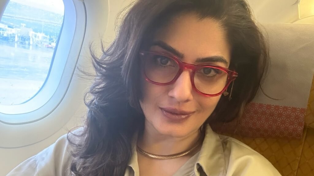 raveena_tandon_1750056393947_1750056394147.jpg