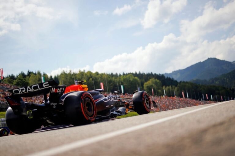 sergio-perez-red-bull-racing-r.jpg
