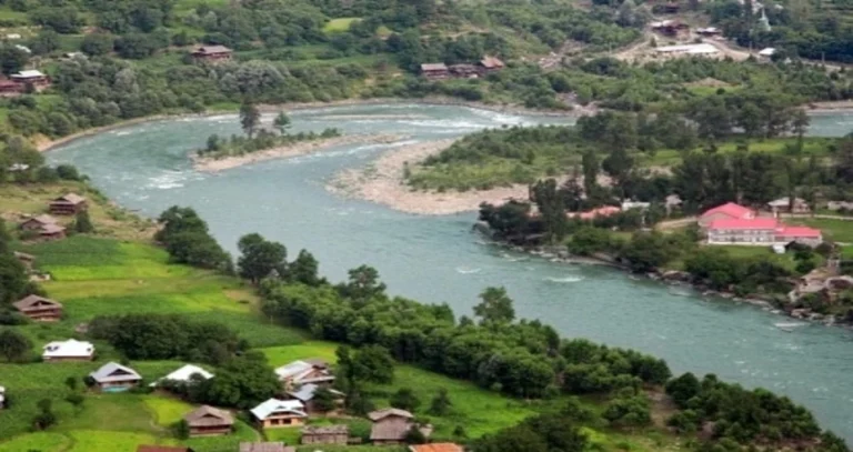 आतंक से पर्यटन तक